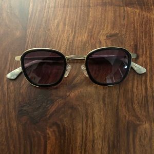 NWOT Equipment sunglasses